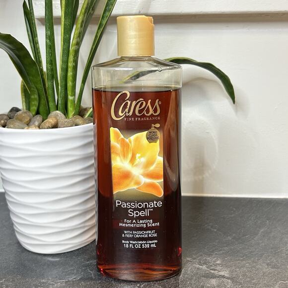 Caress PASSIONATE SPELL‎ Passionfruit & Orange Rose Body Wash 18 oz LARGE SIZE - Picture 1 of 5